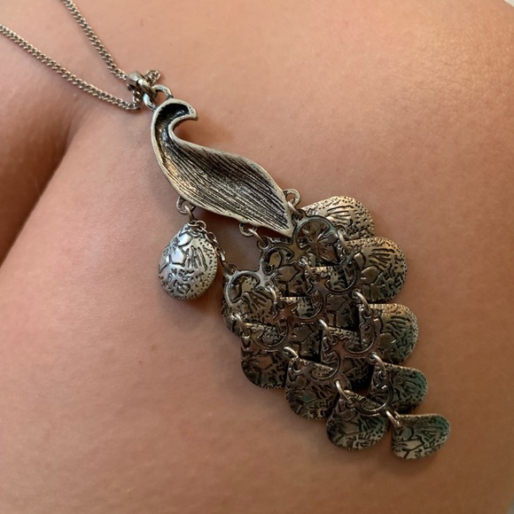 Long necklace peacock - Picture 4 of 4